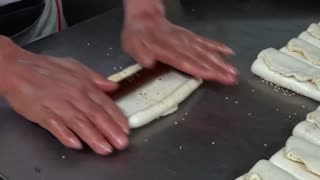 Mantou making