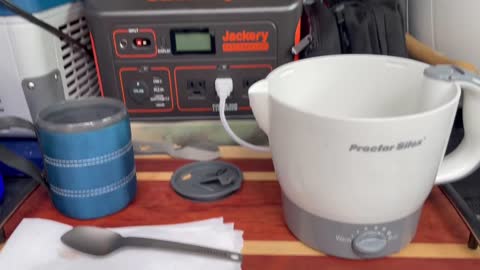 Van Life- Boiling Water Using My Jackery Explorer 1000 Solar Generator