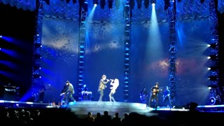 Carrie Underwood "What Can I Say" in Las Vegas 2010 featuring Sons of Sylvia