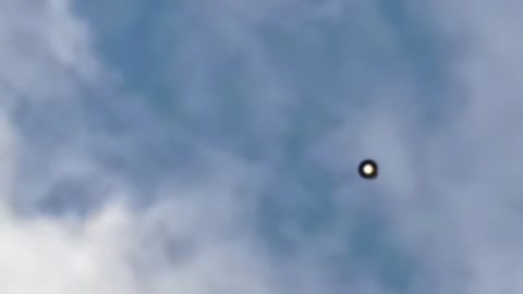 Unknown object over Farmington Hills, Michigan