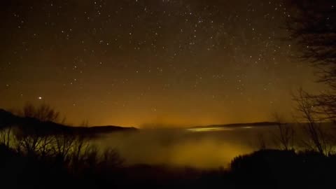 Mesmerizing 20-Second Milky Way Night Glow