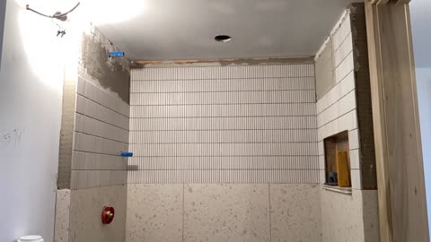 Third Floor Condo Main Bath