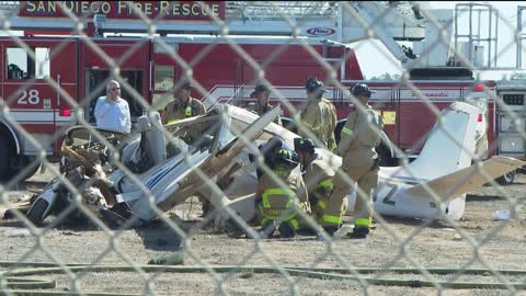 One person killed after plane crashes at Montgomery-Gibbs Airport