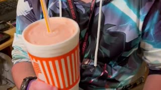 WhaTaburger Strawbery Smoothie