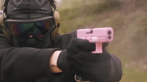 The Cutest Glock - Shoot like a girl