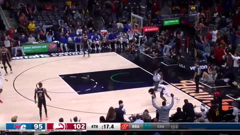 Trae Young loooong alleyoop pass to John Collins got Sixers falling like bowling pins