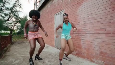 Victony & Tempoe - Soweto (Official Video)