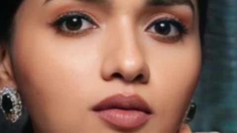 Actress Sunaina Lips CloseUp