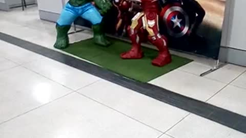 hulk vs iroman