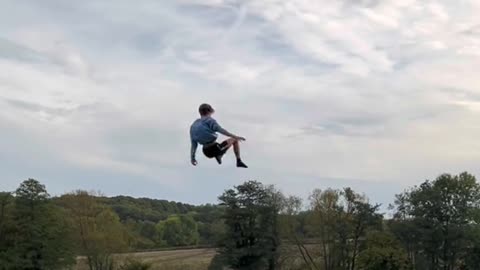 FLYING SESSION… 🤯 #viral #fyp #foryou #xyzbca #insane #backflip