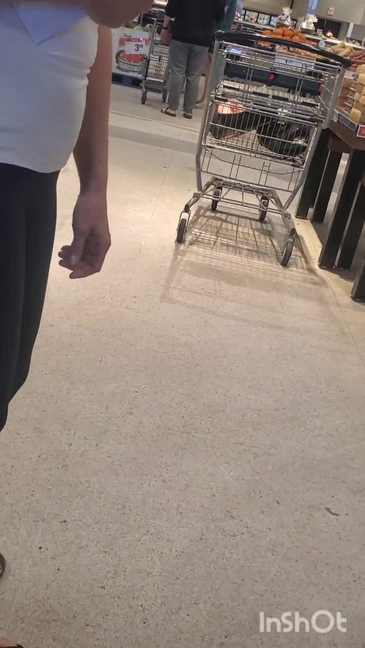 Serving Zehrs Pharmacy (410 FairviewDr.) Brantford, Ontario. With Stand