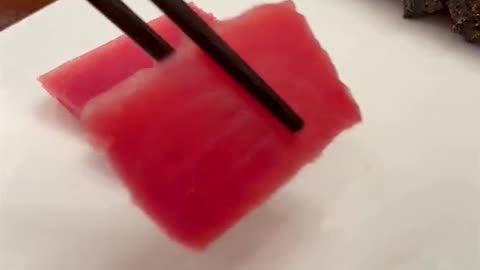 Tuna meat