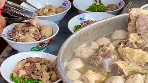 Indonesian Street Food - BAKSO PENTOL