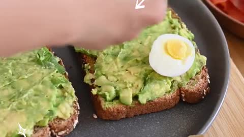 Healthy 5 Minute Avocado Toast