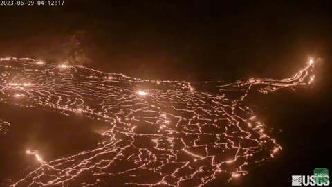 Hawaii's Kilauea volcano continues to erupt