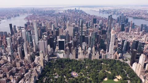 [8K UHD] NYC Helicopter Tour (Manhattan, Central Park, Statue of Liberty)