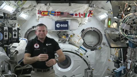 ESA Astronaut Mogensen Talks with European Space Agency Leaders, Space Summit 2023