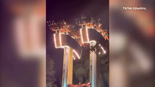 People stuck on faulty Canadian amusement park ride
