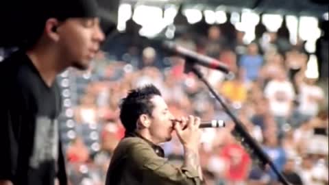 Linkin Park - Pushing me away