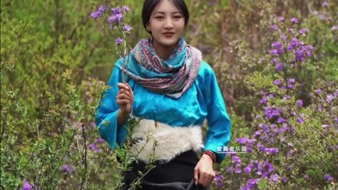 Charming Tibetan Beauty