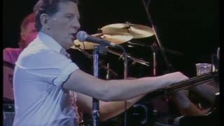 Jerry Lee Lewis - Great Balls of Fire (Live)