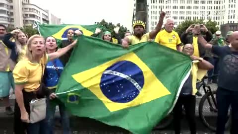 Zwolennicy Bolsonaro wzywają brazylijskie wojsko do interwencji