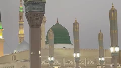 In the Heart of Medina: The Prophet's Blessed Resting Place