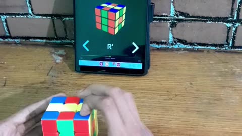 Solve rubiks cube with mobile app