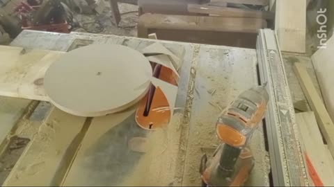 Cutting a round circle on the table saw