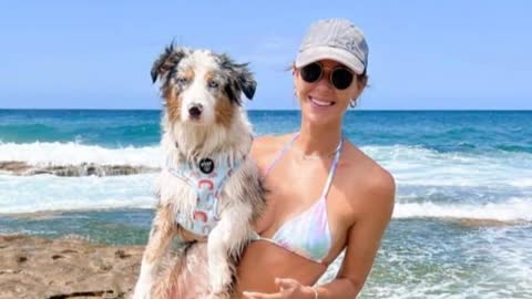 ‘The Bachelor’ Brittany Hockley Wows In Blue Bikini