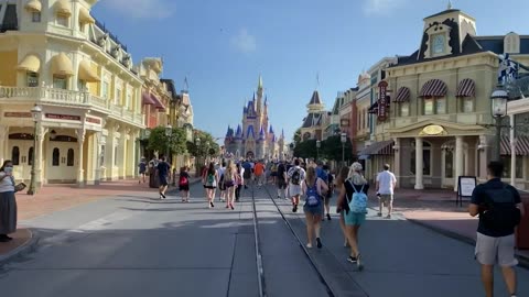 Gov. DeSantis signs bill voiding land use agreement between Disney and Florida