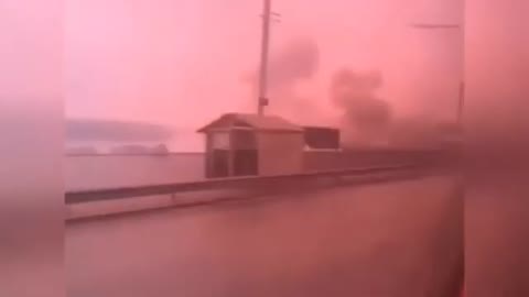 Video of the explosion near the Dnieper hydroelectric power plant in Zaporozhye