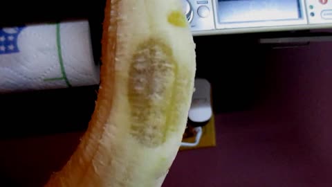 Ghostly apparition of man's face appears on banana