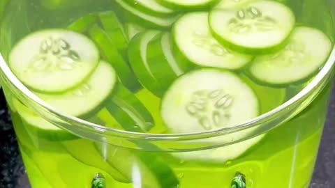 "Purify Your System: Sip Your Way to a Healthier Kidney with this Detoxifying Drink!"