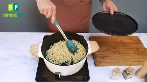 Noodle Spoon Server