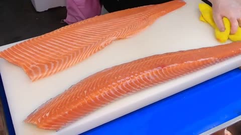 How To Fillet a Whole Salmon | Sashimi & Sushi -Taiwanese street food2