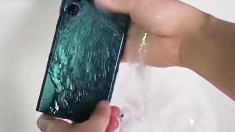 Quickly clean your phone