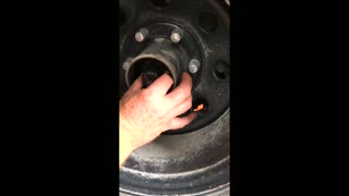 Replacing Stock Automatic Hubs with Manual Locking Hubs, Chevrolet K10 V10 4WD Suburban