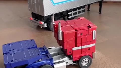 Robot truck fast and easy to make