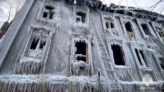 House frozen after Russia crew tackles deadly fire