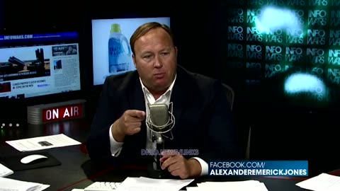Alex Jones: Hitler Was Setup By The New World Order & The Rothschilds Are Worse Than Hitler - 5/31/13