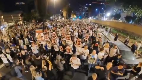 Tel Aviv protest against Netanyahu and bombing of Gaza