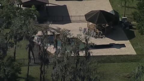 Check out this gun-shaped swimming pool in Florida