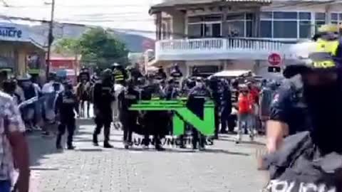 PELOTÓN DE POLICÍAS DE SAN JOSÉ TOMARON LAS CALLES DE SANTA CRUZ