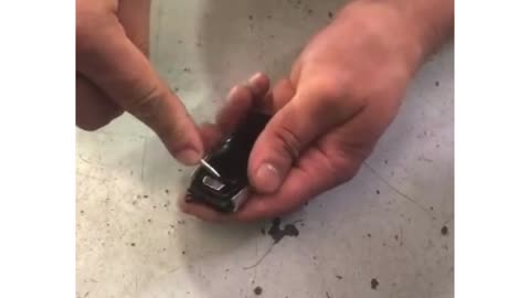 How to replace the key Battery on Audi