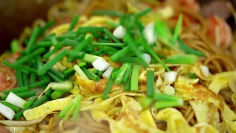 Indonesian Mee Goreng Noodles - Marion's Kitchen