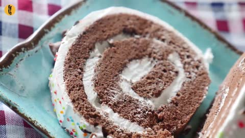 Chocolate Swiss Roll Recipe By Food Fusion - 副本