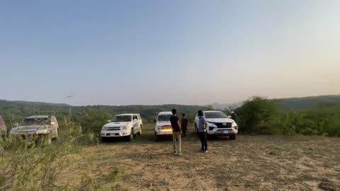 Toyota Hilux short bed broken down on Offroad || Rohtas Fort