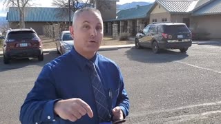 Asking Cops The Same Silly Questions They Ask Us - Arizona Cop Gets Flustered