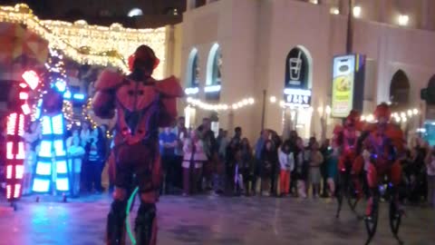 Amazing Robotic dance on Dubai marina